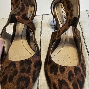 NWOT LifeStride Giovanna 2 Microsuede Leapard Print Pumps Size 6 1/2